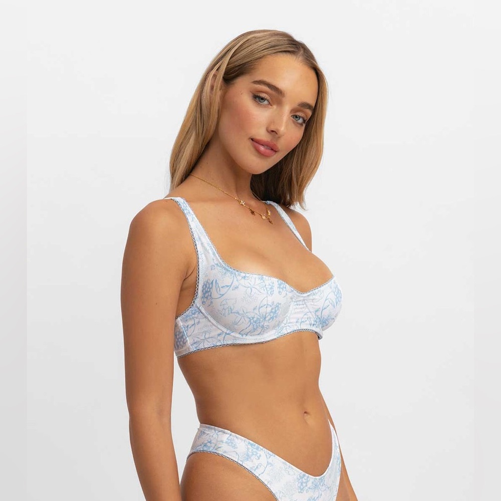 Blackbough “Azure Dove” print underwire Bra